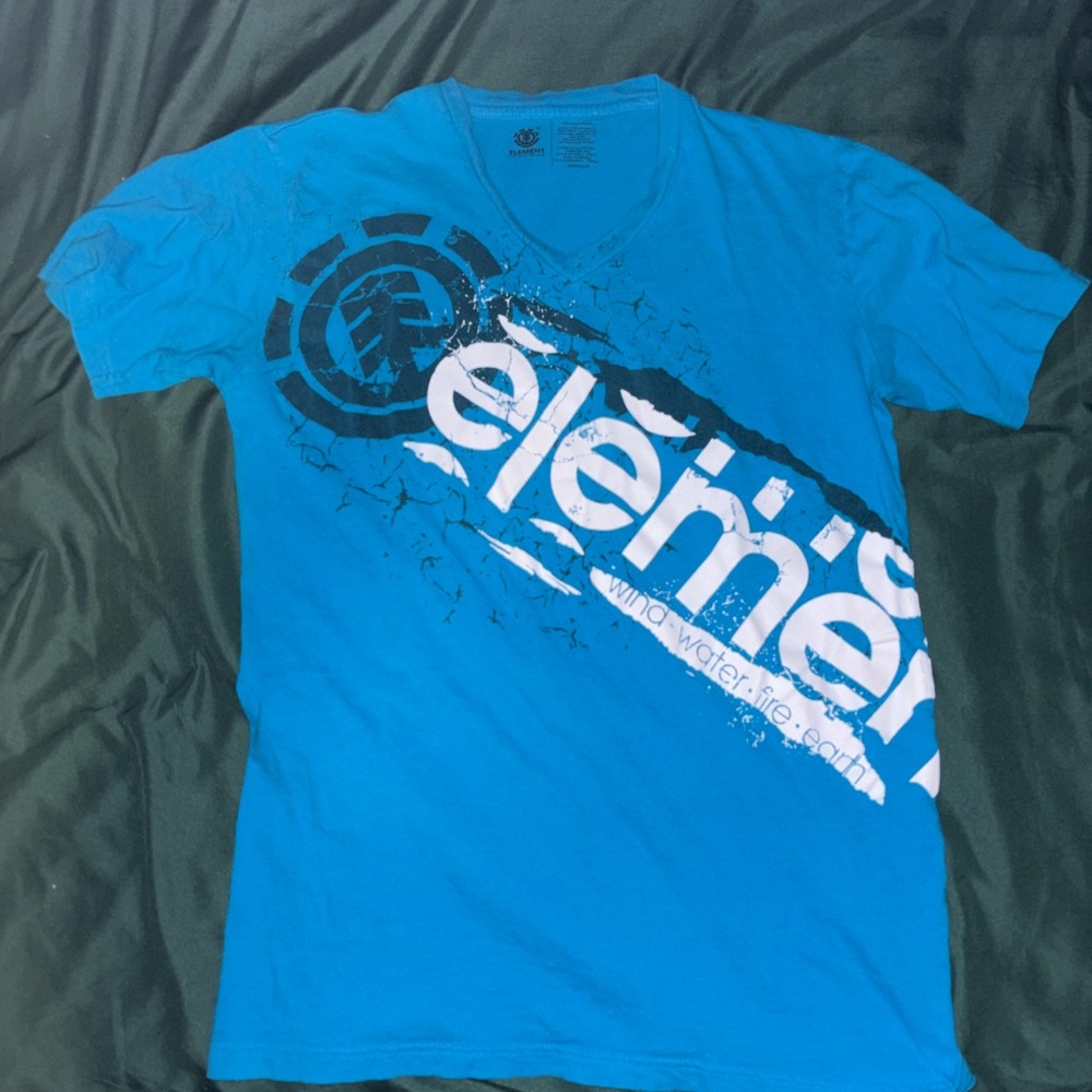 Element V neck tee